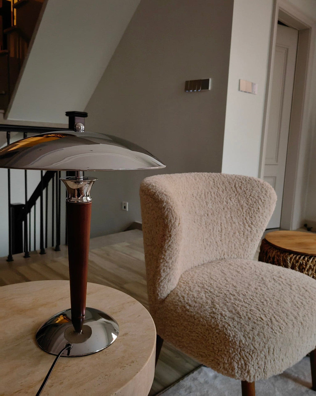 LED Table Lamp with Adjustable Brightness, Modern Design for Living Room & Bedroom, Touch Control & Energy Efficient Lighting