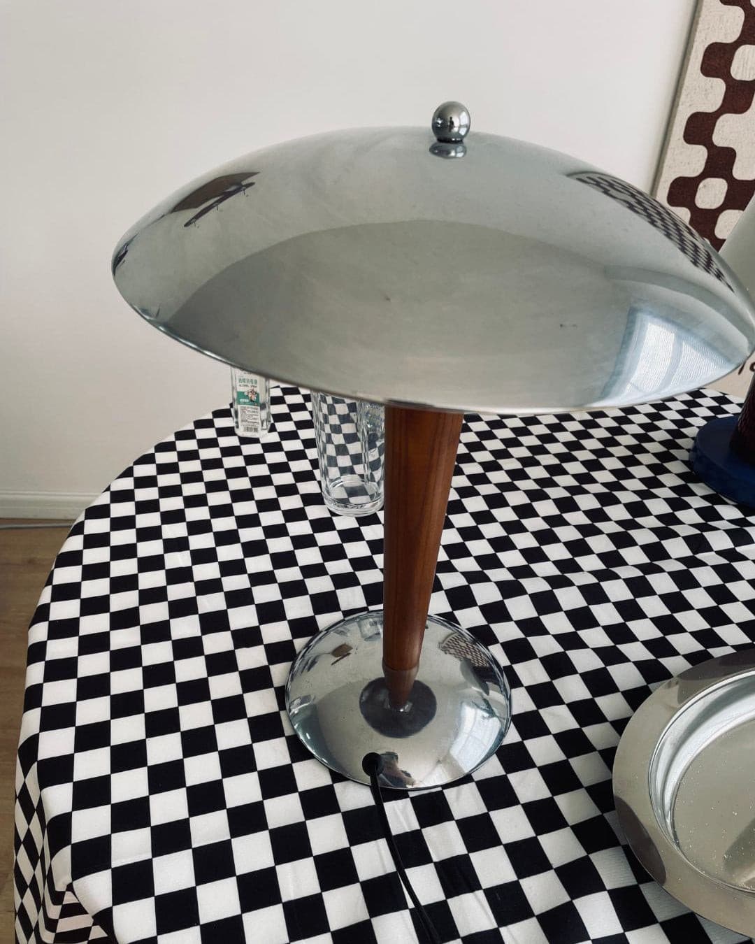 LED Table Lamp with Adjustable Brightness, Modern Design for Living Room & Bedroom, Touch Control & Energy Efficient Lighting