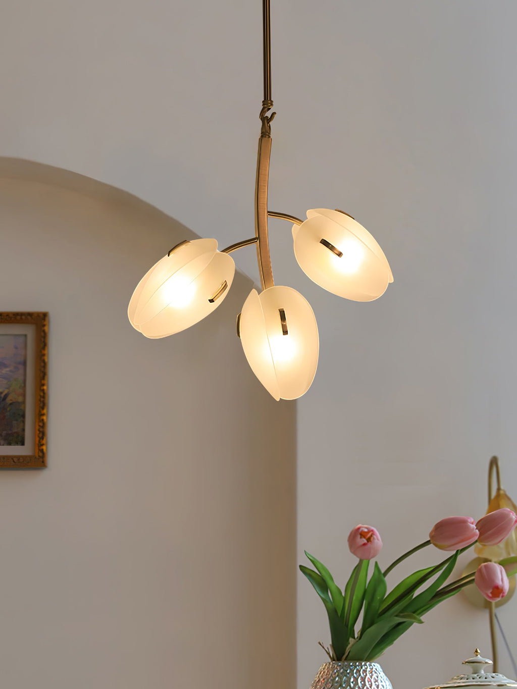 Tulip Bud Chandelier | Hand-Blown Glass, Gold Finish & Ideal for Indoor Spaces