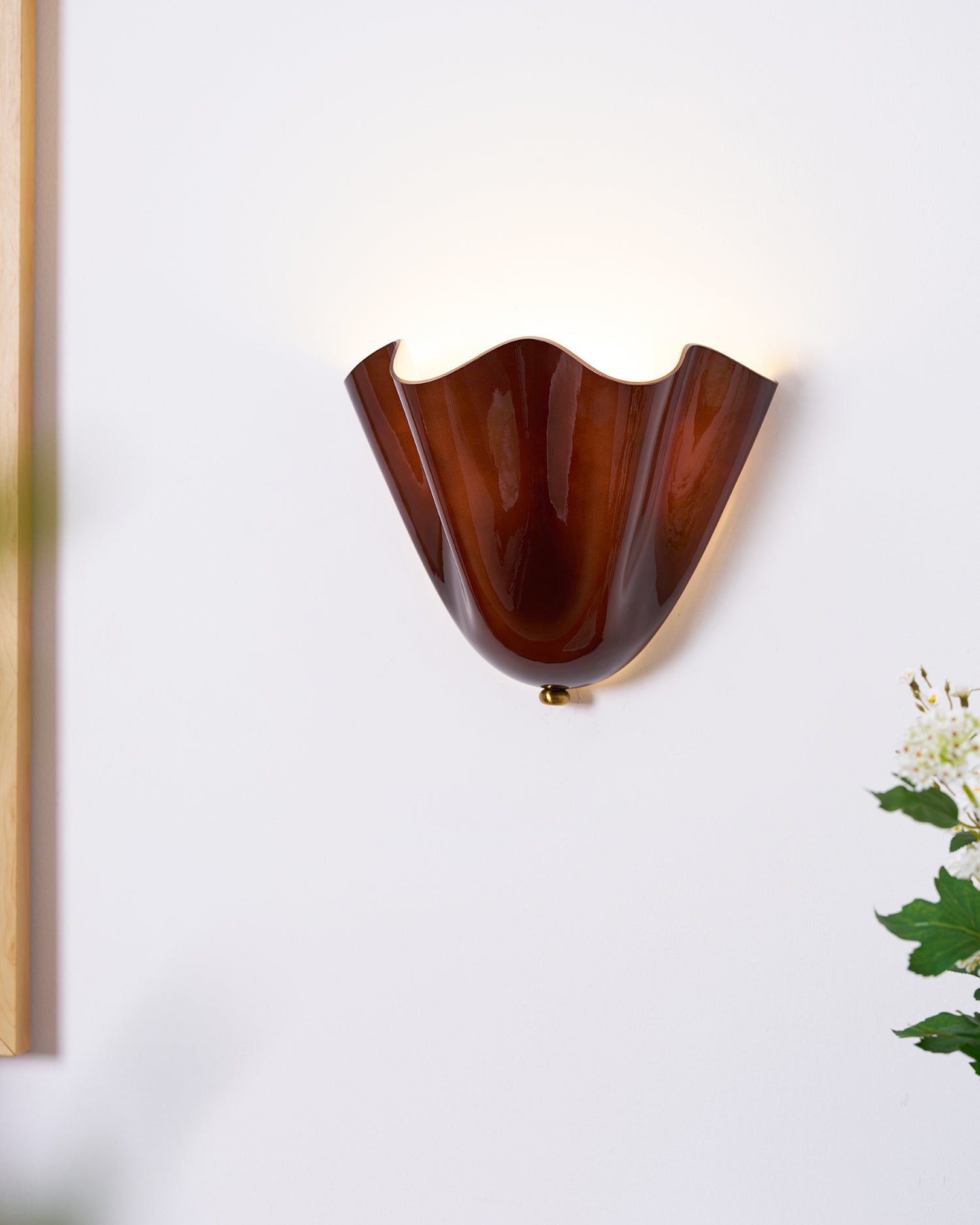 Petalia Wall Light | Soft Curves, Translucent Finish & Ambient Glow for Hallways, Bedrooms & Living Rooms