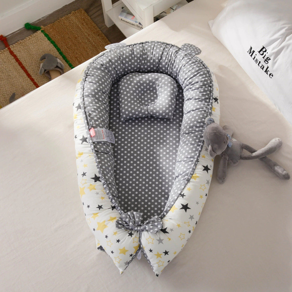 Baby Nest Bed with Pillow Sleepyhead Pod