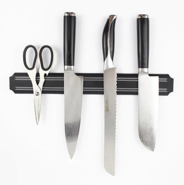 magnetic-strip-for-knives