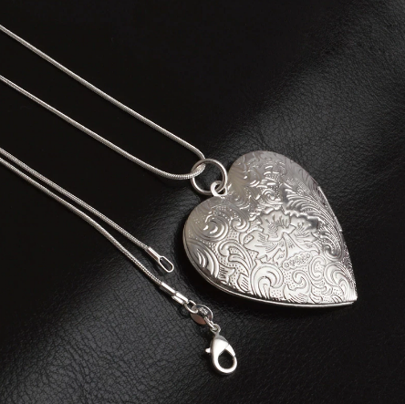 silver-lockets-necklace