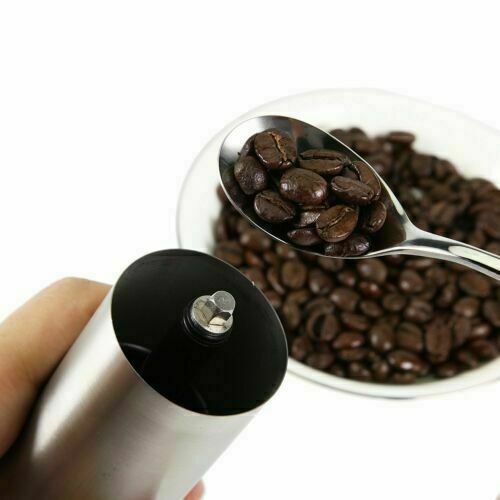 hand-grinding-coffee